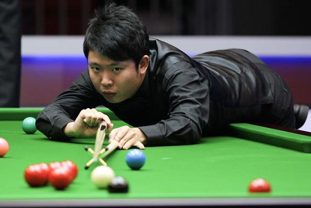 对手压迫时 对手压迫时